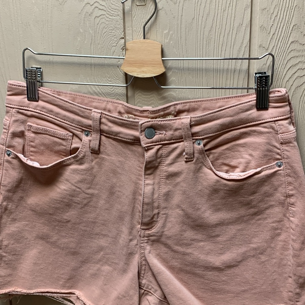 Universal Thread Shorts - image 3